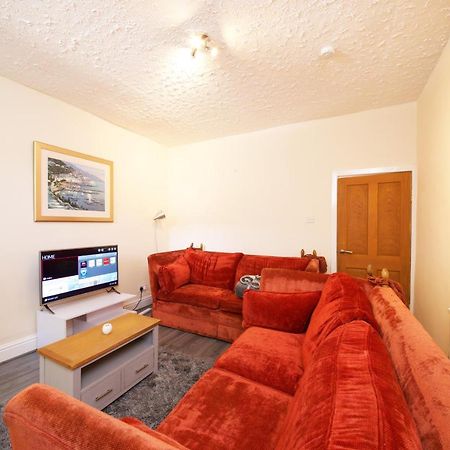 Crystal House 10Min To Manchester City Centre Ideal For Work And Leisure Bagian luar foto