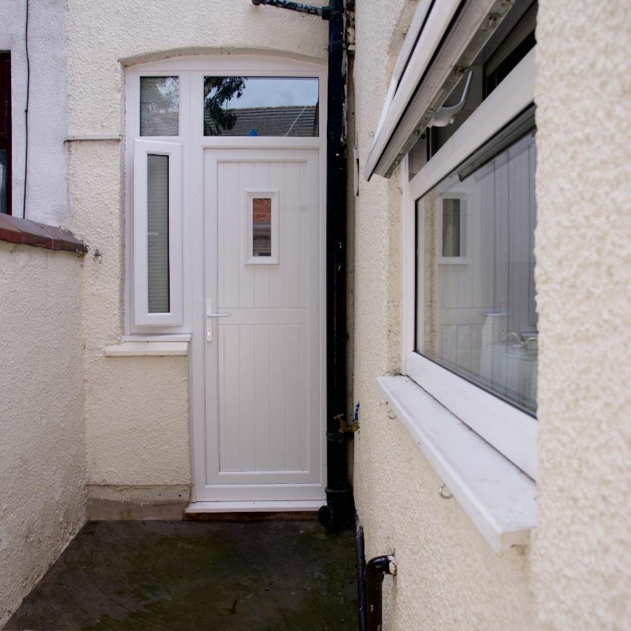 Crystal House 10Min To Manchester City Centre Ideal For Work And Leisure Bagian luar foto