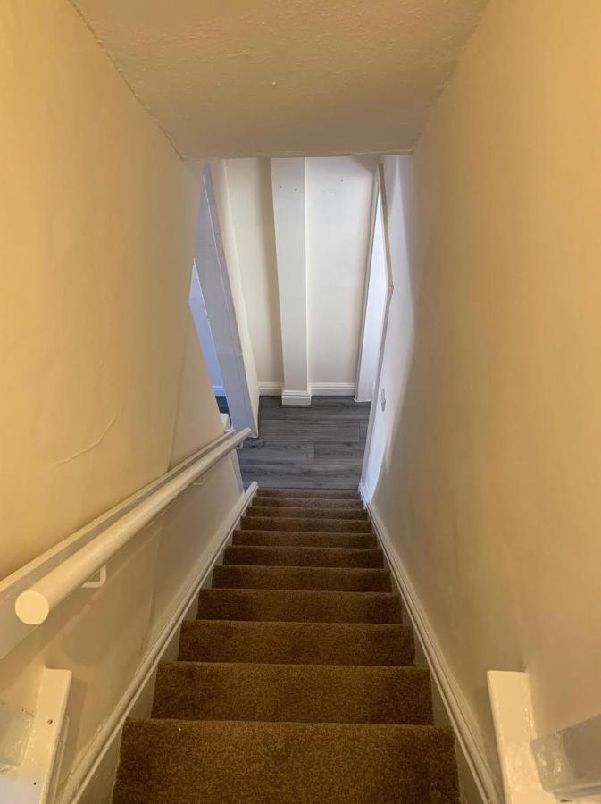Crystal House 10Min To Manchester City Centre Ideal For Work And Leisure Bagian luar foto